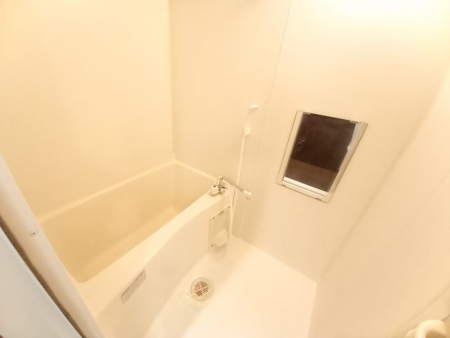 アスヴェルみなと元町OceanFrontの浴室