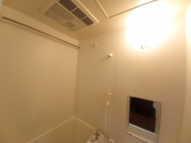 アスヴェルみなと元町OceanFrontの浴室