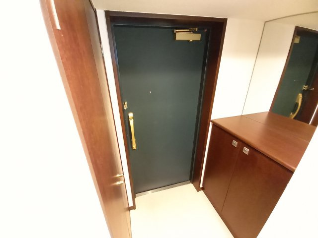 アスヴェルみなと元町OceanFrontの玄関