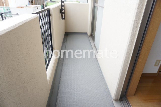 熊本市北区弓削６丁目のアパートのバルコニー