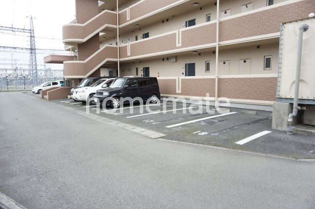 熊本市北区弓削６丁目のアパートの駐車場