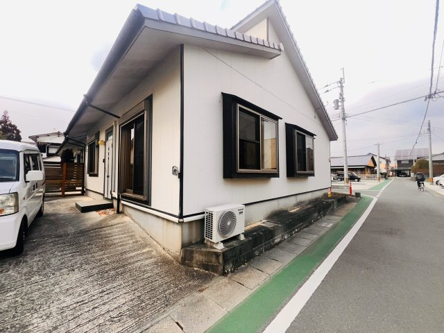 コーポ杉町の外観|一戸建なのでファミリーでも◎