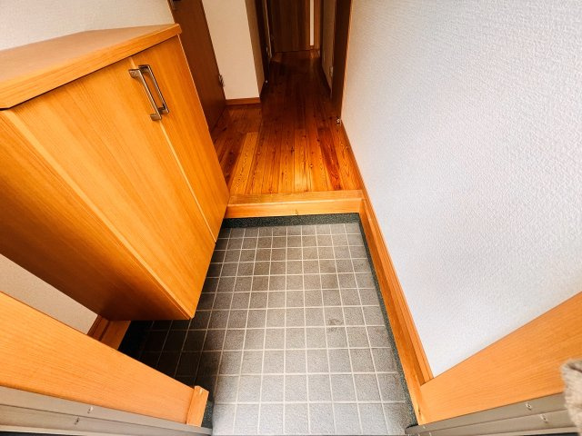 コーポ杉町の玄関|落ち着いた玄関です