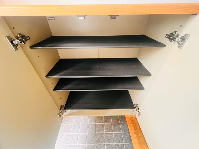 コーポ杉町の収納|シューズクローゼットです。