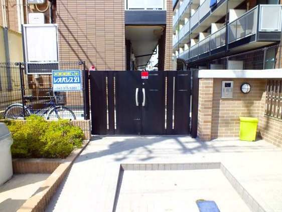 【エントランス】 | モンサンミッシェル