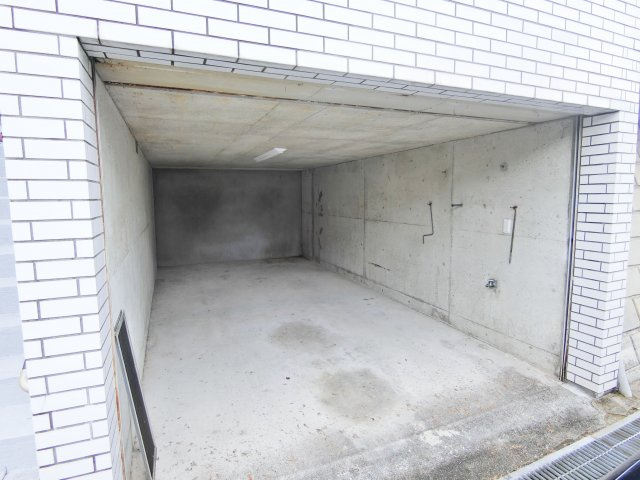 広島市東区福田7丁目　中古一戸建ての駐車場|駐車スペースもあります