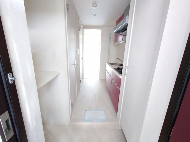 シャ・ノアール桜木町の玄関