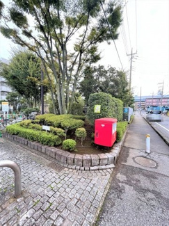 【外観】 | ■敷地入口　ポストが目印です