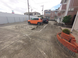 【駐車場】