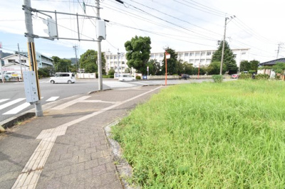 【前面道路含む現地写真】 | 霧島市隼人町内山田1丁目