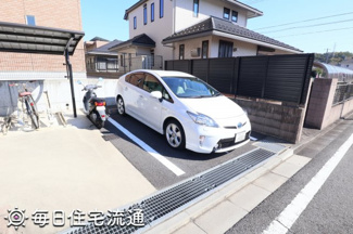 【駐車場】