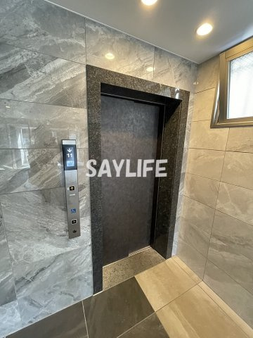 プリムール新深江のエントランス