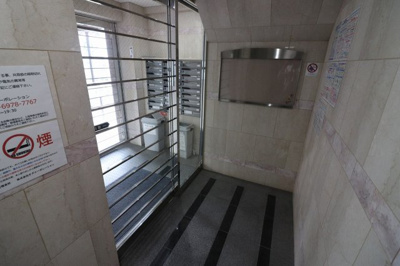 【ロビー】 | オズレジデンスNOE | ロビーです