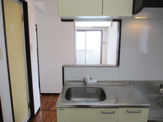 【キッチン】 | マンション興 | ※写真は反転タイプを使用しています。