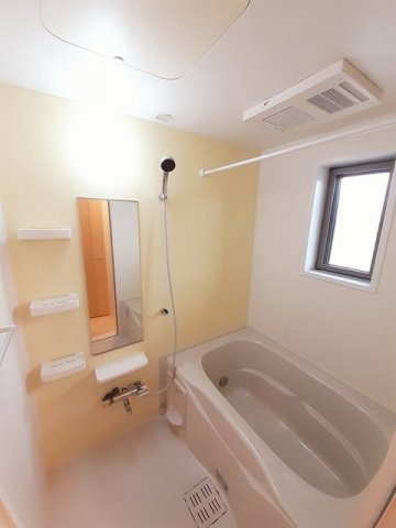 【浴室】 | カッツェ＆ラッテ　Ⅰ | お風呂で日々の疲れを落としましょう