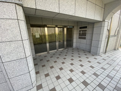 【エントランス】 | アビタシオン3