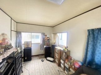 【居間・リビング】 | 高崎市金古町　中古戸建 | ■当社なら即日内覧可能！ご家族皆さんでお気軽にご内覧くださいませ！
