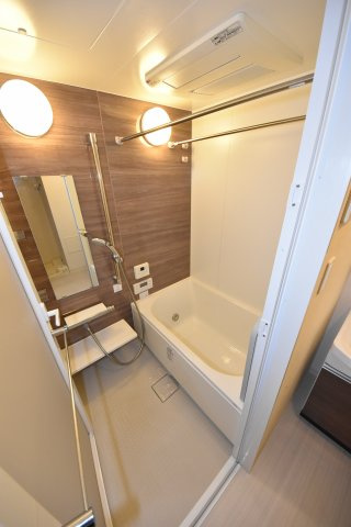 プレサンス阿波座駅前の浴室