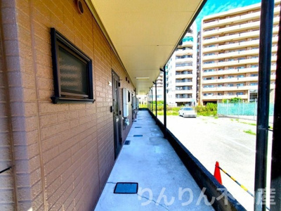 【ロビー】 | コーポアネシス | 落ち着いたロビーです