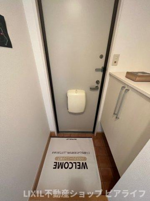 【玄関】 | レイクビュー | ※写真は別室です