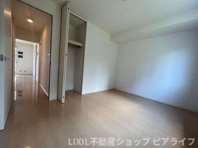 【洋室】 | レイクビュー | ※写真は別室です