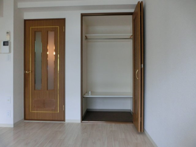 フォレスト西道頓堀