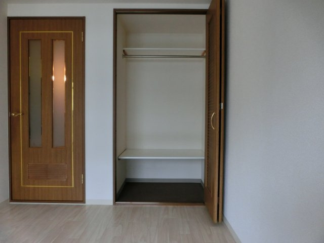 フォレスト西道頓堀