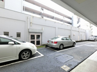 【駐車場】 | 平置き駐車場です。
