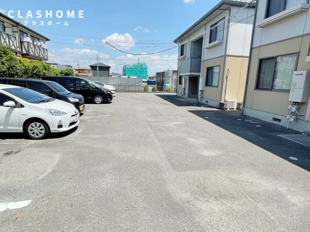 クレイドル上野D　　　刈谷市の賃貸はクラスホーム刈谷店の駐車場