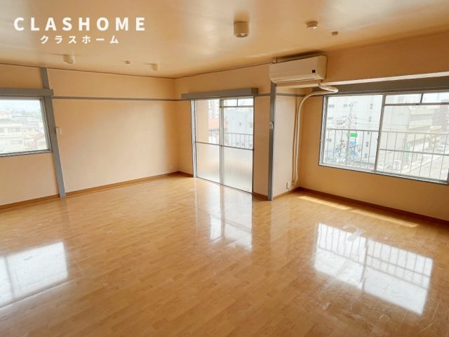 第1知商ビル　　　  刈谷市近郊の賃貸はクラスホームの居間・リビング|同物件の別部屋になります。