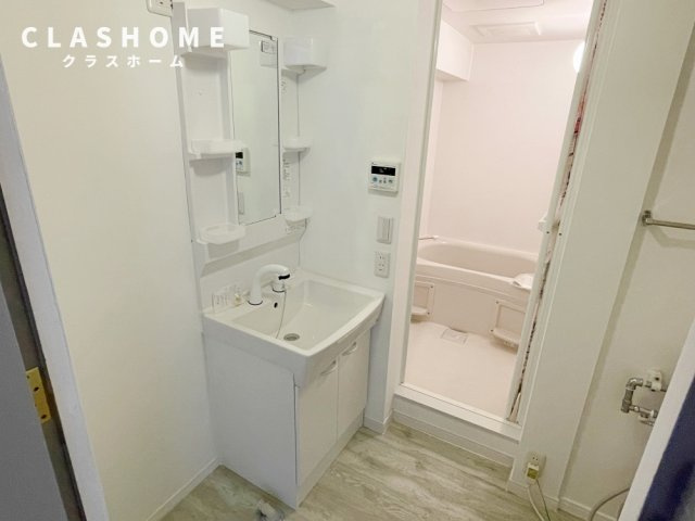 第1知商ビル　　　  刈谷市近郊の賃貸はクラスホームの洗面所|同物件の別部屋になります。