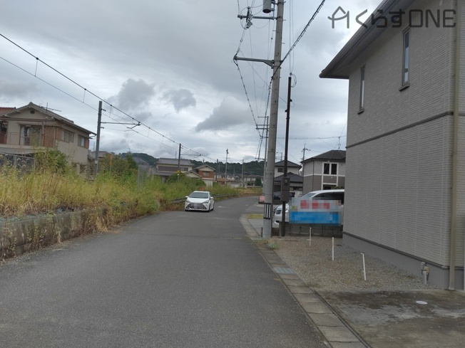 【前面道路含む現地写真】 | 姫路市香寺町土師／中古戸建