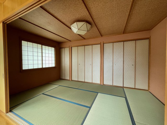 硯町１丁目事務所付貸工場の外観