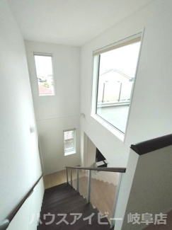 【その他】 | 垂井町・築6年・一条工務店施工の戸建て・全館床暖房、オール電化、太陽光10kw | ★築6年★一条工務店施工★垂井駅まで徒歩13分★