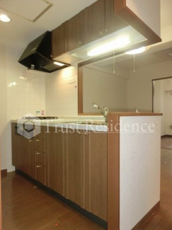 【キッチン】 | リヴィエルバーグ西大島