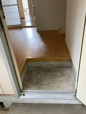 【玄関】 | レピュート幕張 | 反転タイプ　201参照