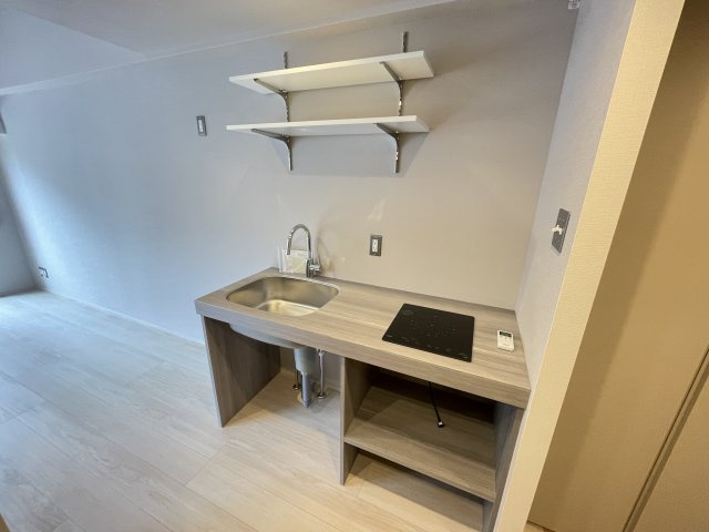 ART　APARTMENT　IN　Ootaka-no-Moriのキッチン