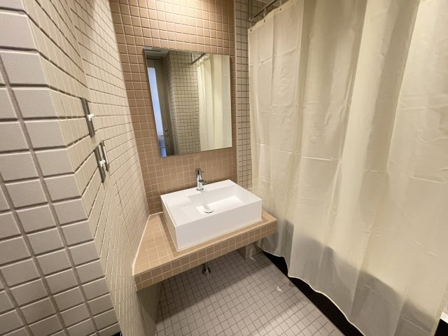 ART　APARTMENT　IN　Ootaka-no-Moriの独立洗面台