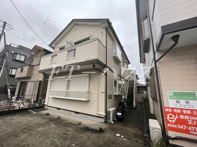 大久保グレースの外観