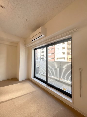 「防音マンション」ラシクラスInfina御徒町のその他|防音性能を高めるための二重サッシです。