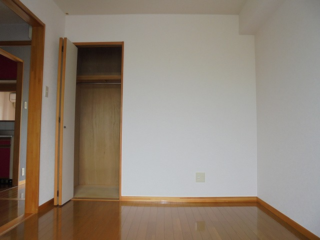 パールグランデの内装|おしゃれな内装です
※反転の場合がございます。