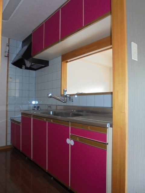 パールグランデのキッチン|キッチンです
※反転の場合がございます。