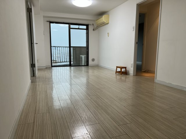 クレストヒルズ新小岩駅前の居間・リビング