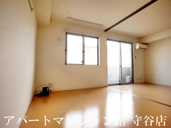 Riziere Aの内装