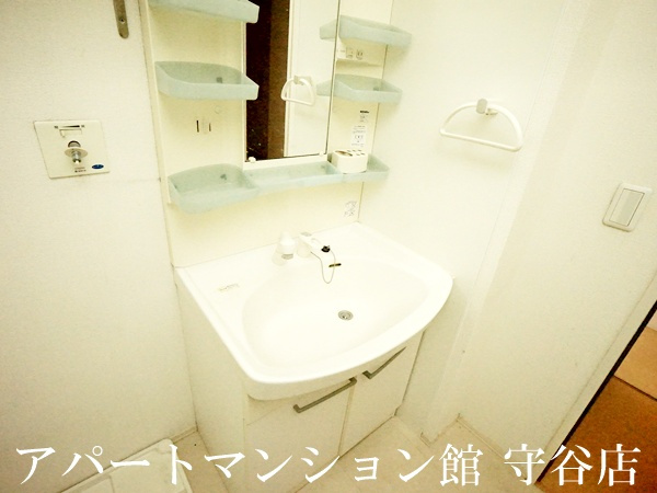 Riziere Aの独立洗面台