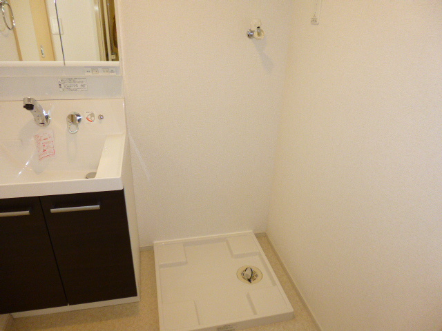 クレール壱番館のその他|洗濯機置き場