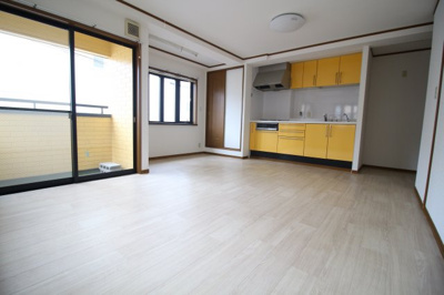 【居間・リビング】 | フローラル須磨