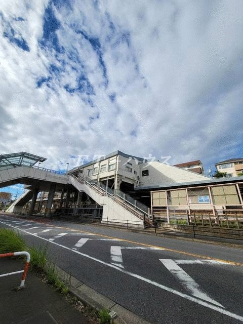 ローズパーク壱番館の駐車場