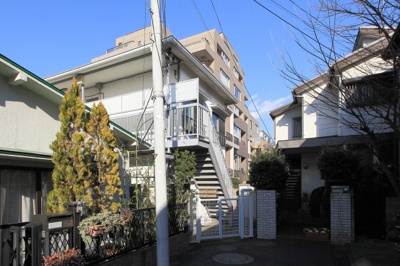 【外観】 | メゾン和田 | 閑静な住宅街に位置しております。