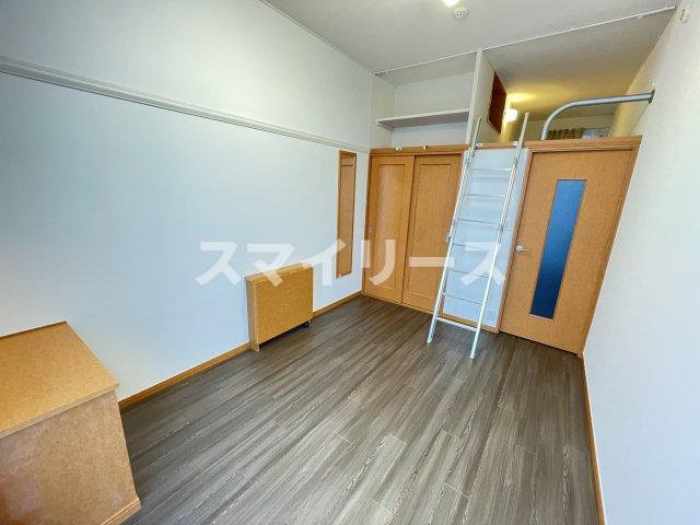 アルケミー逆井の内装